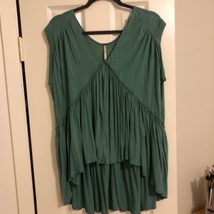 Teal V-Neck Free People tee size medium